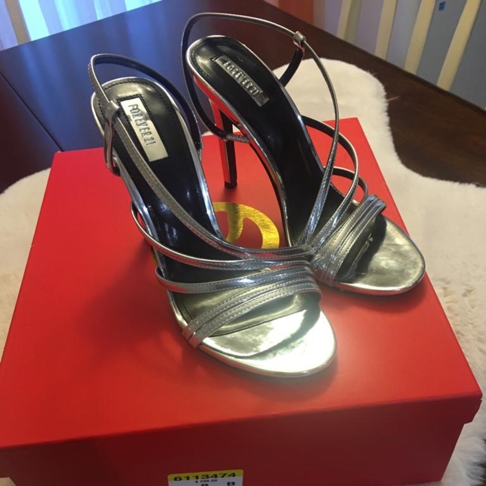 Forever 21. Worn inside only .